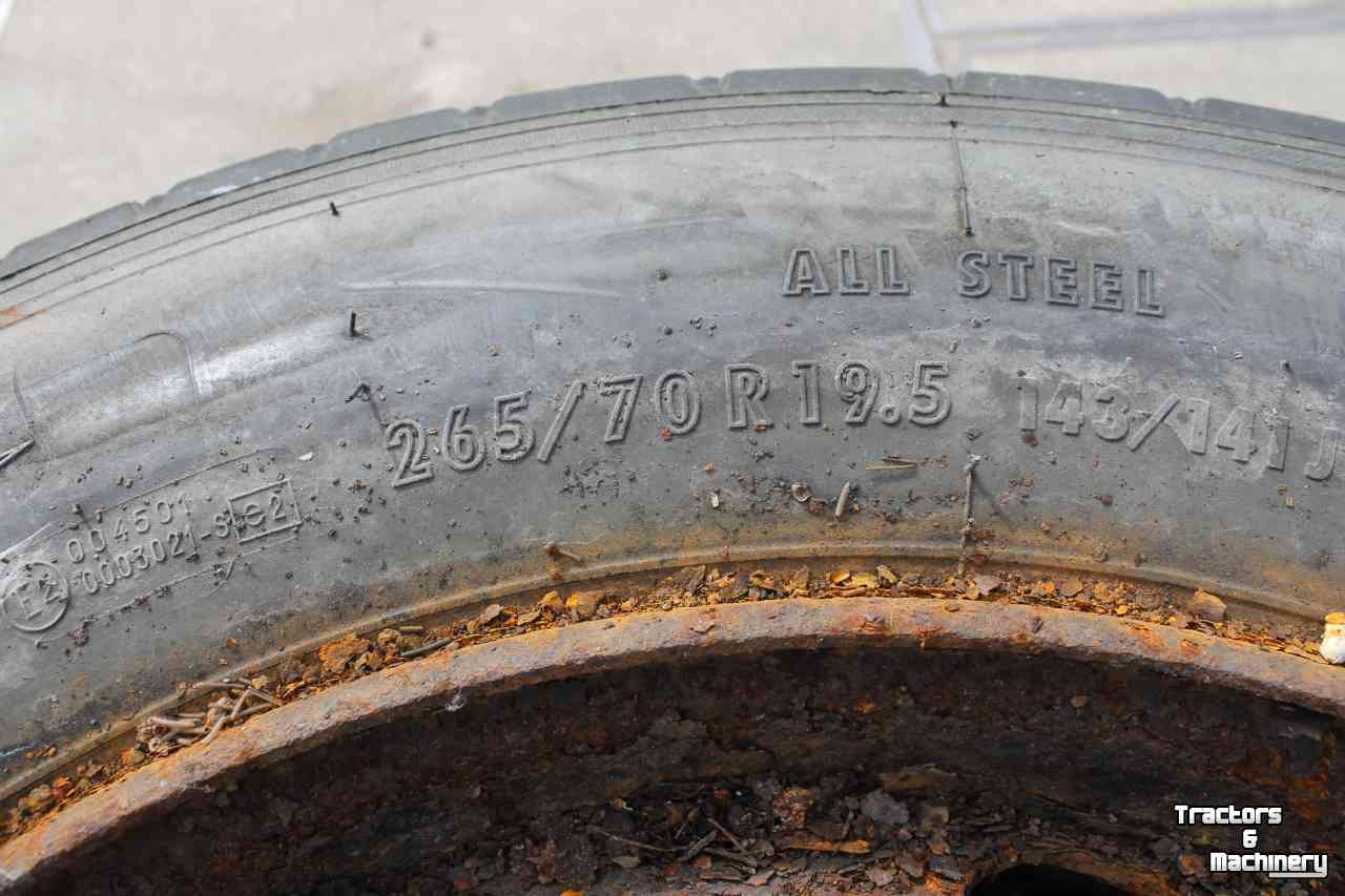 Wheels, Tyres, Rims & Dual spacers Stomil 265/70R19.5 Kormoran truckbanden trailerbanden wielen velgen 10-gaats