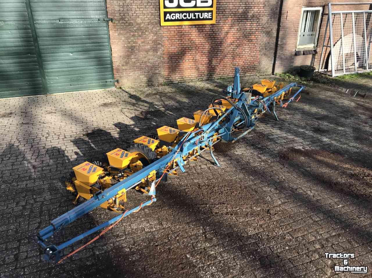Seed drill Kleine Uni corn 2 zaaimachine