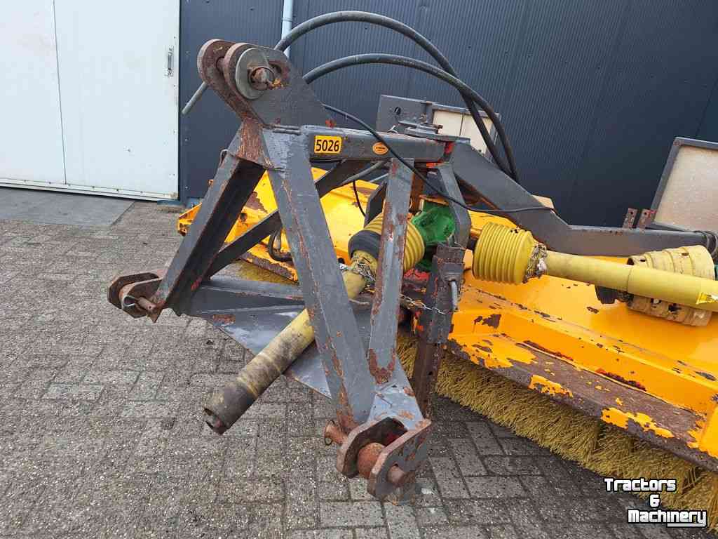 Sweeper Holaras Turbo A-250 Veegmachine