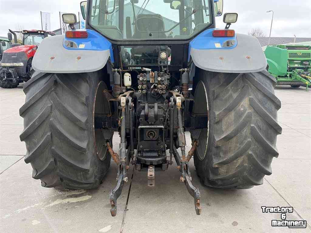 Tractor New Holland TM Series