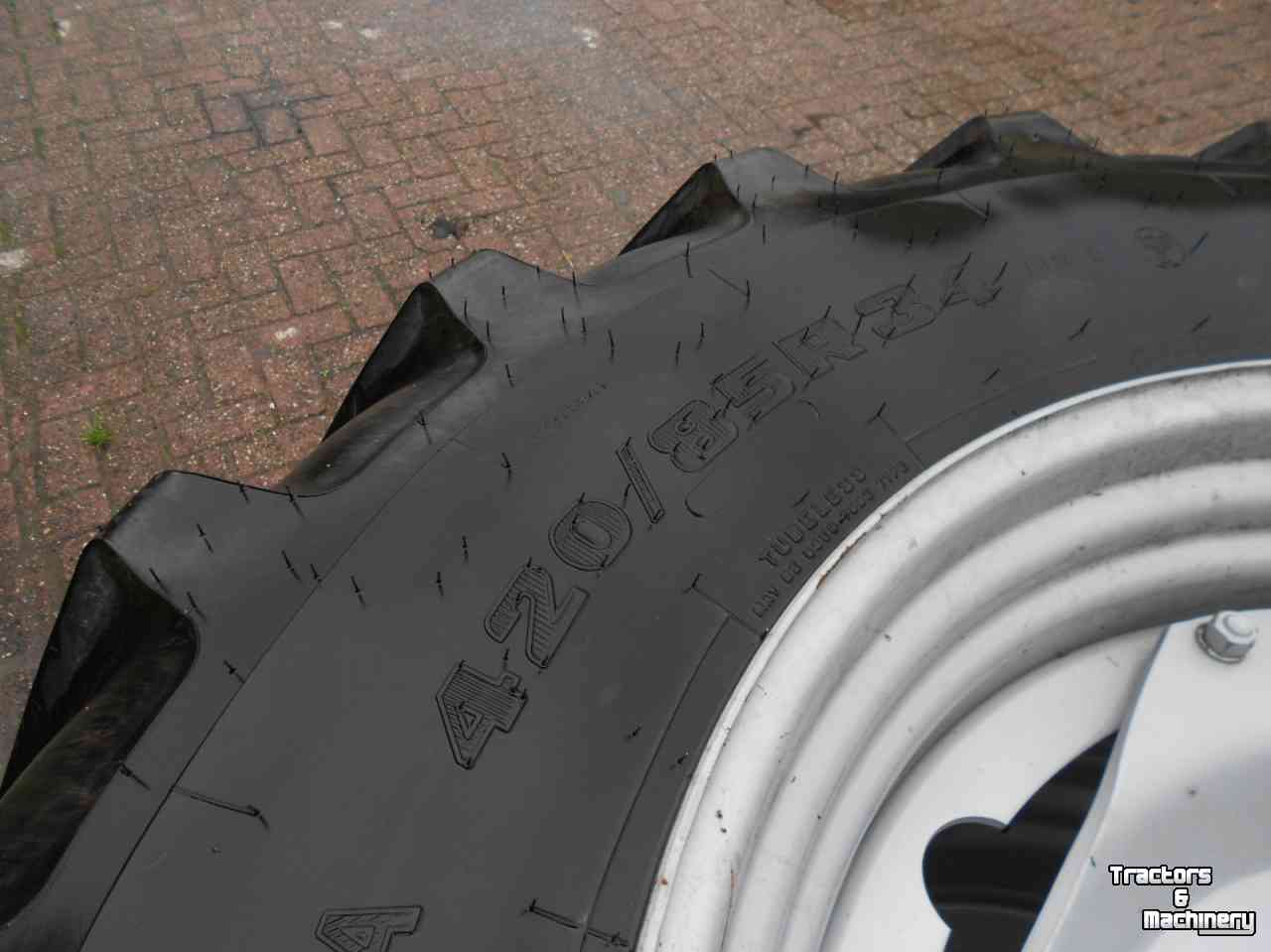 Wheels, Tyres, Rims & Dual spacers Firestone 420/85r34