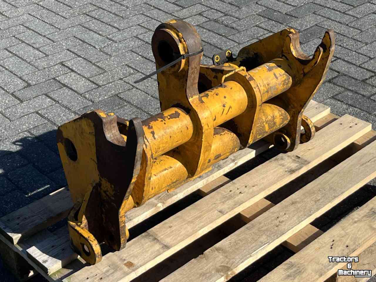 Quick hitches Manitou Snelwissel Manitou passend aan JCB 531-536-541 verreiker