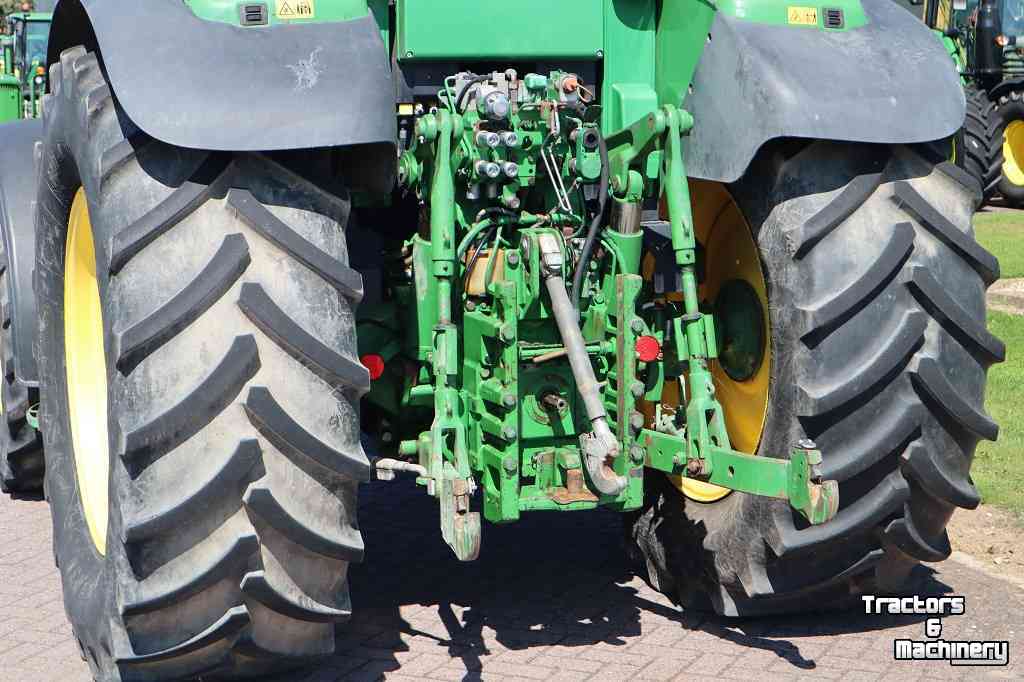 Tractor John Deere 6820
