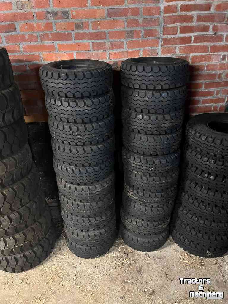 Wheels, Tyres, Rims & Dual spacers Dunlop 21x8-9