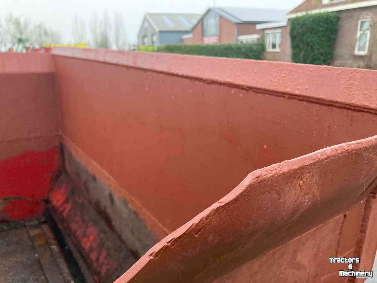 Silage-block distribution wagon Strautmann UBVW Blokkenwagen