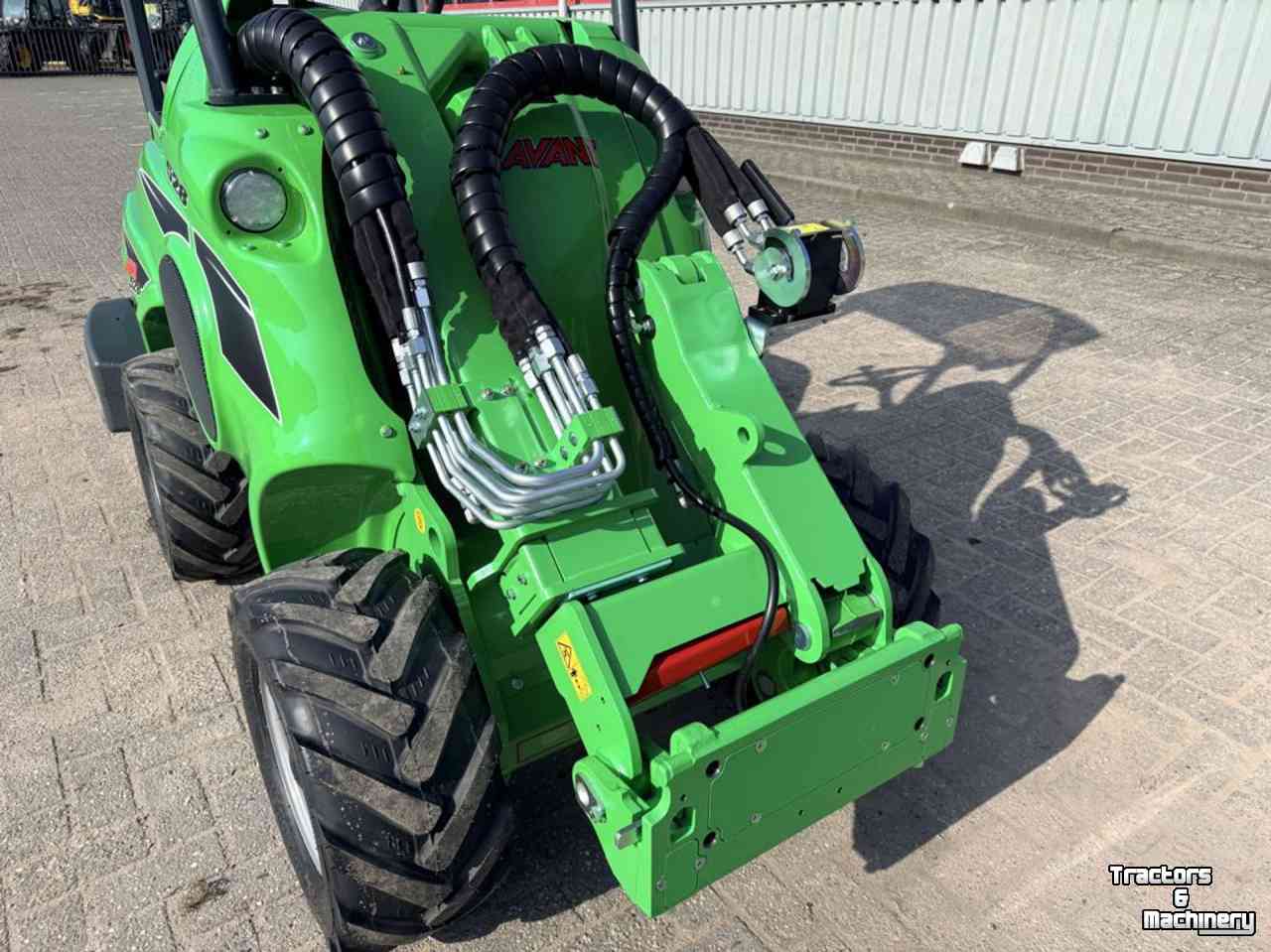 Wheelloader Avant 528 TDL Mini-Shovel