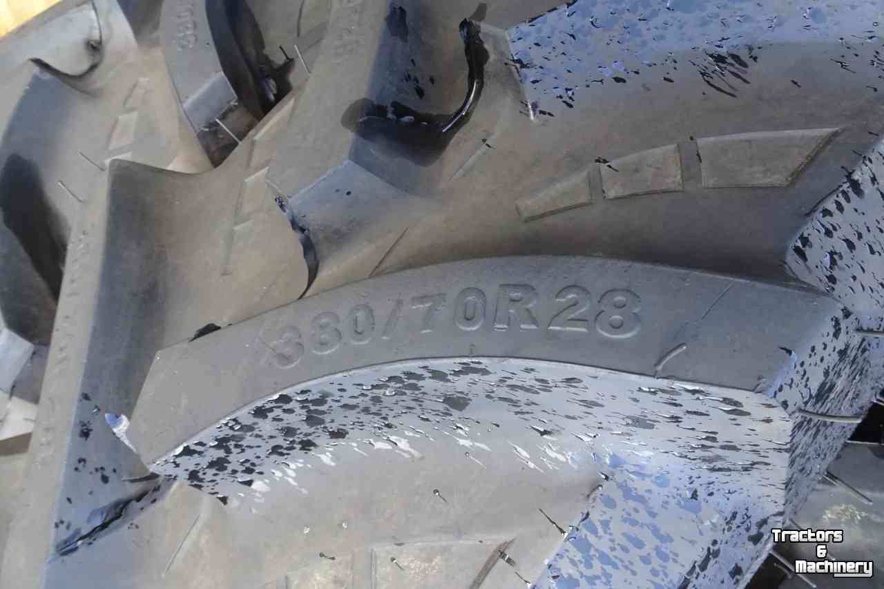 Wheels, Tyres, Rims & Dual spacers  Starmaxx 280/70R20 + 330/70R28