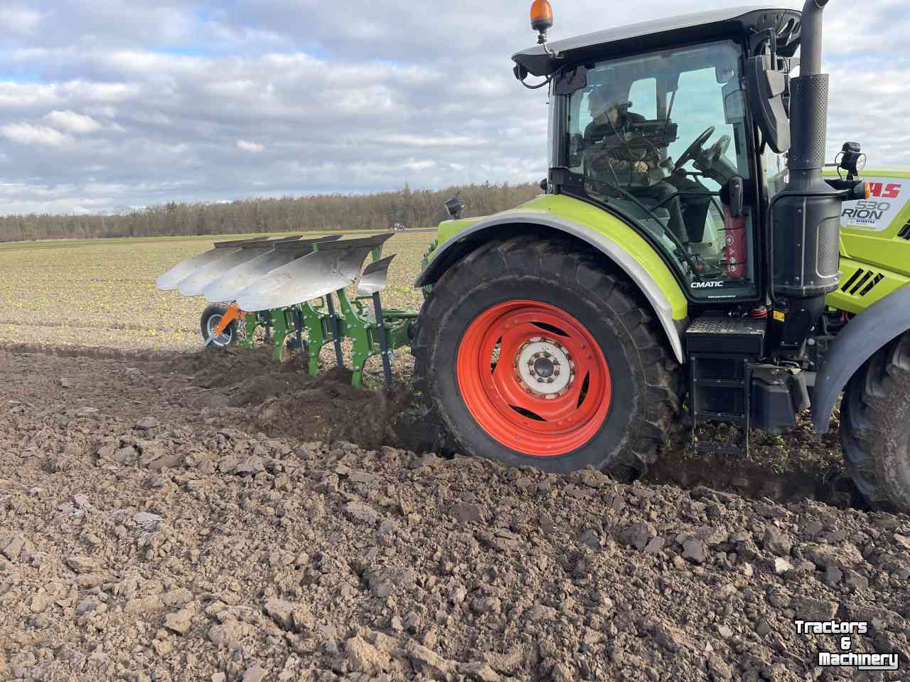 Ploughs Amazone Teres 300V 4+0    DEMO SCHERPE PRIJS !
