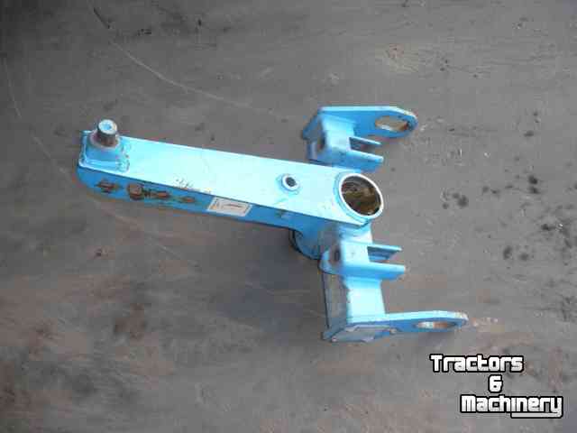Diverse used spare-parts Lemken 3 puntbok opal
