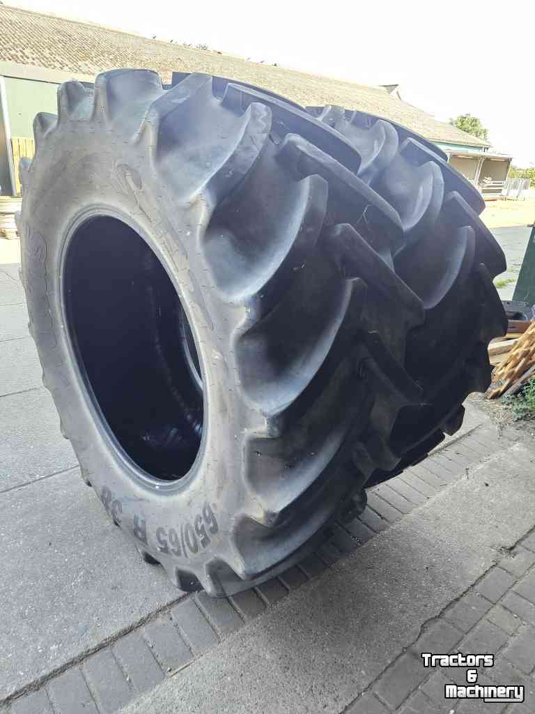 Wheels, Tyres, Rims & Dual spacers Mitas 650/65R38 STF. 52 mm
