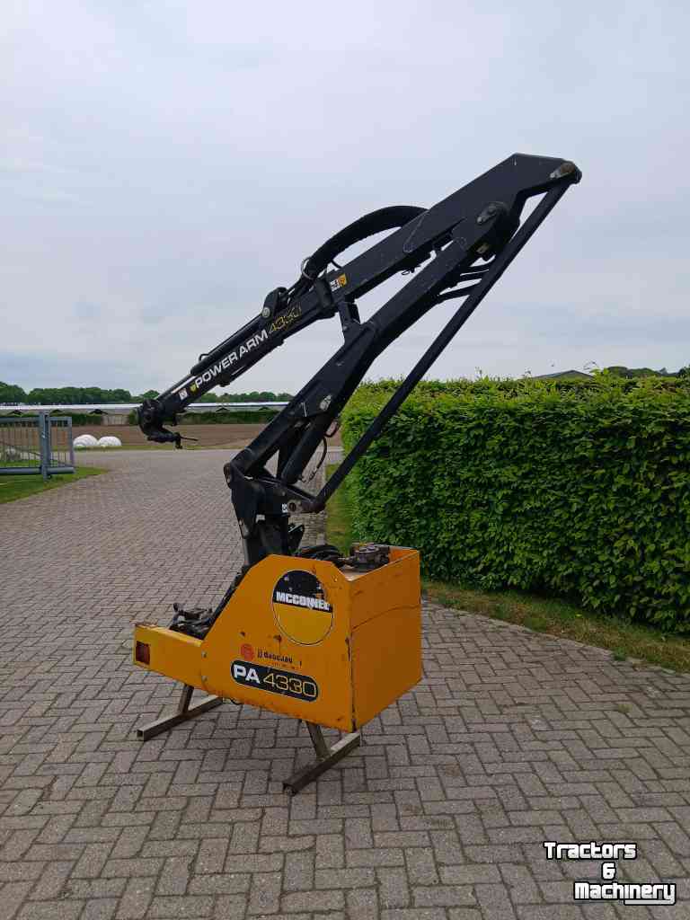 Mowing arm with flailmower McConnel Mcconnel  pa 4330 arm