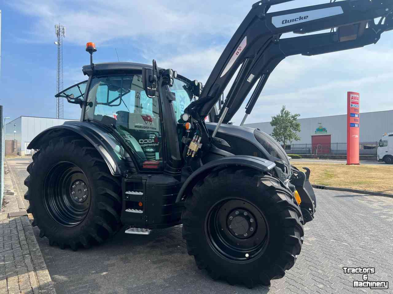 Tractor Valtra N175 Direct
