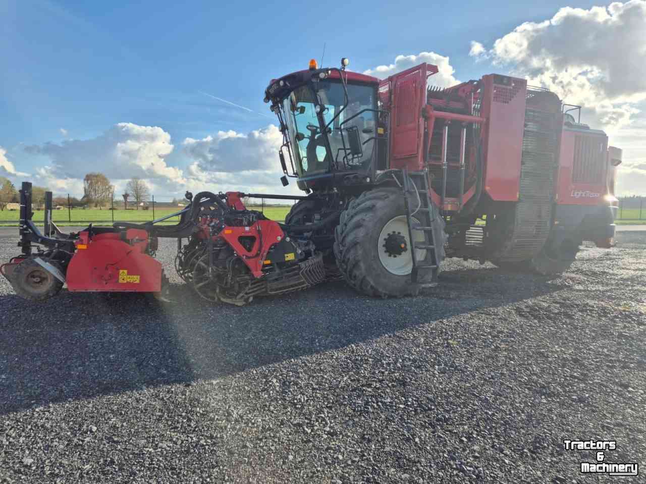 Sugar beet harvester Agrifac Lightraxx