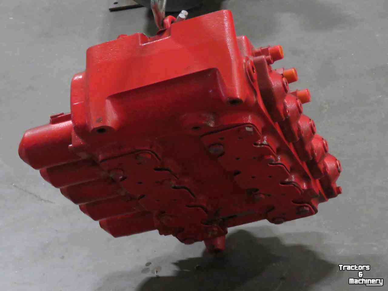 Excavator mobile O&K Hydr. ventielenblok voor O&K L10.5, O&K MH5.5, MH6, MH6.5  Parts nr:2241543