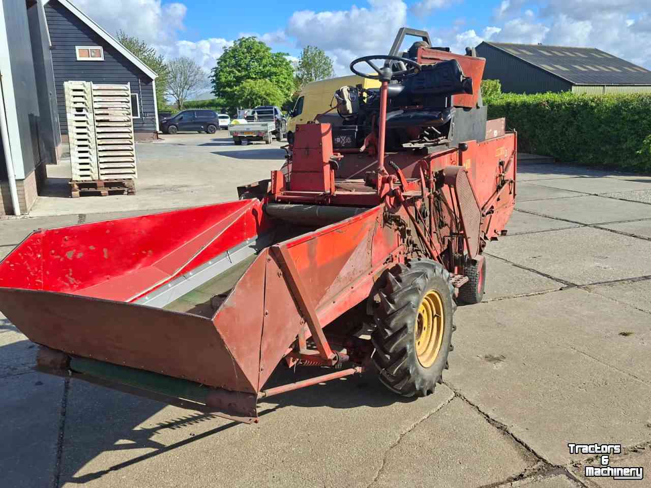 Combine  125b