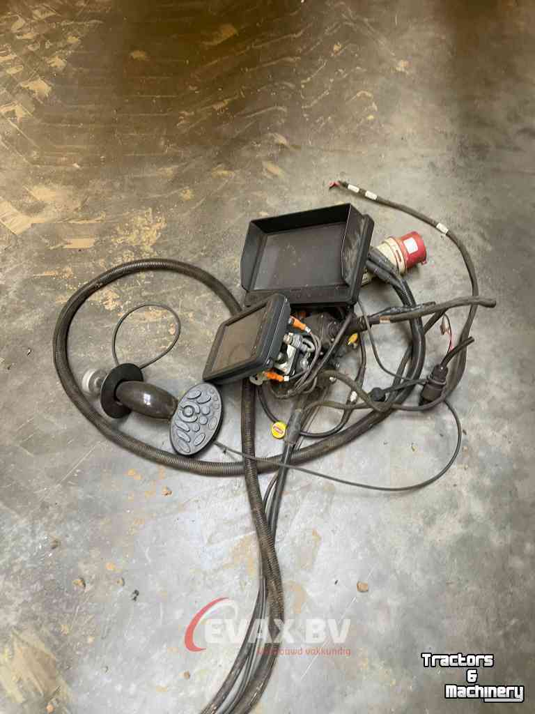 Potato harvester AVR Spirit 9200
