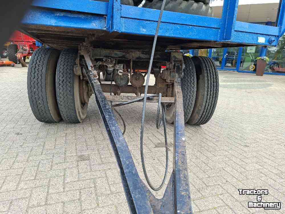 Agricultural wagon  Platte Balenwagen Aanhanger