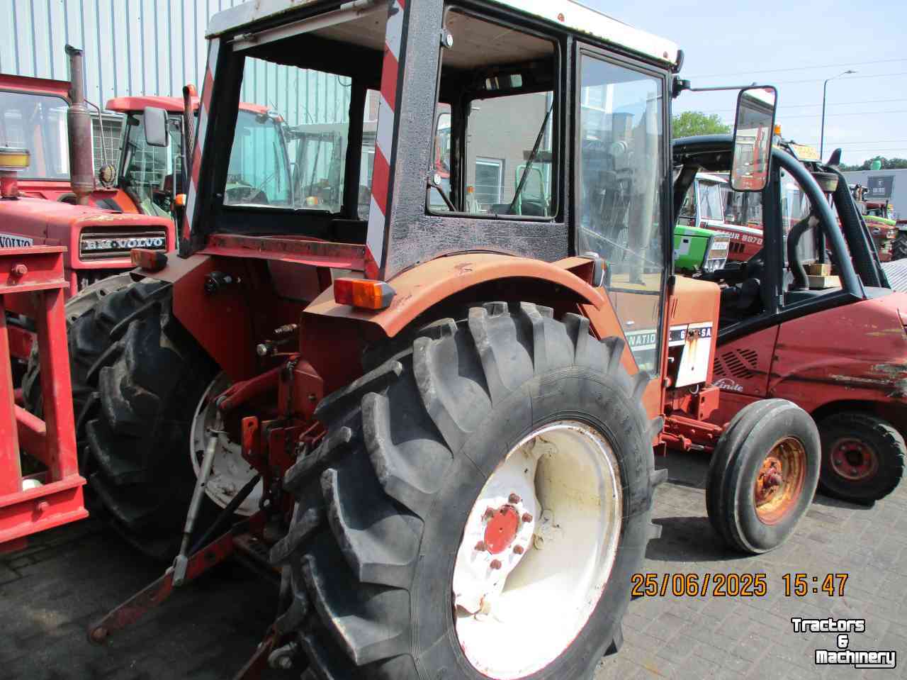 Tractor International 633