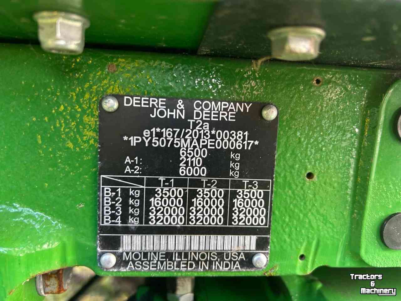 Tractor John Deere 5075M