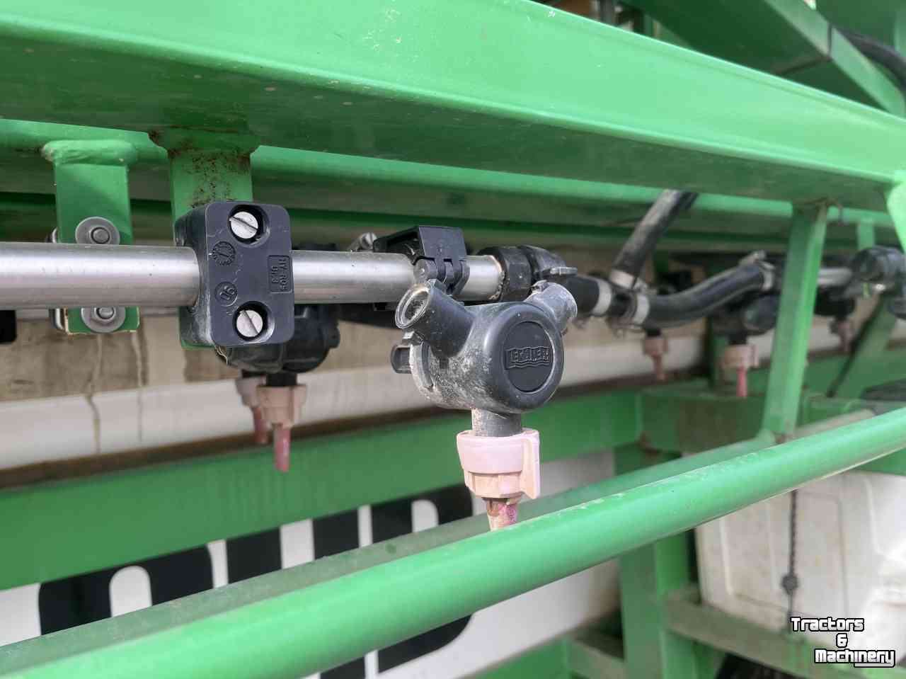 Fieldsprayer pull-type CHD F5246