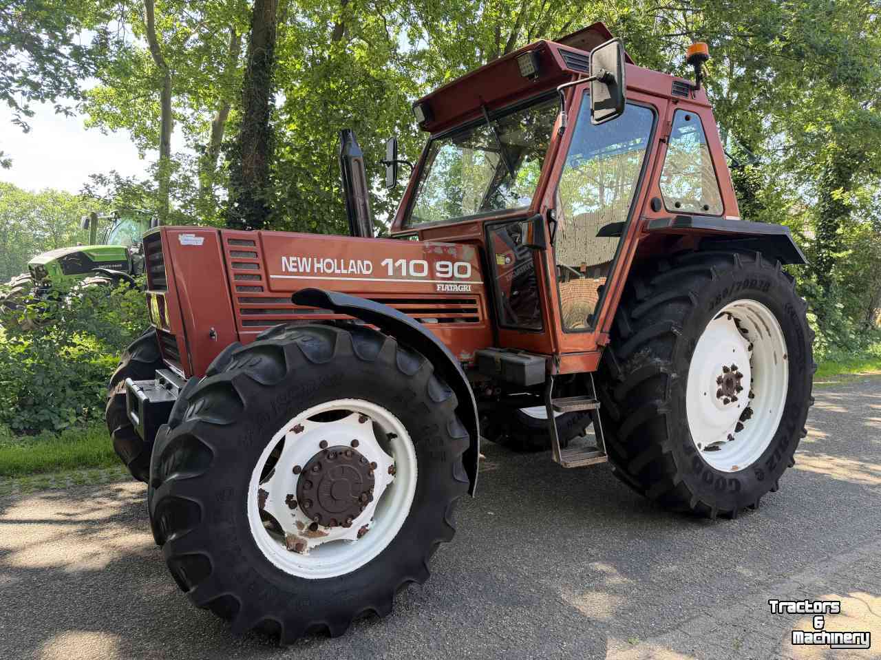 Tractor New Holland 110-90
