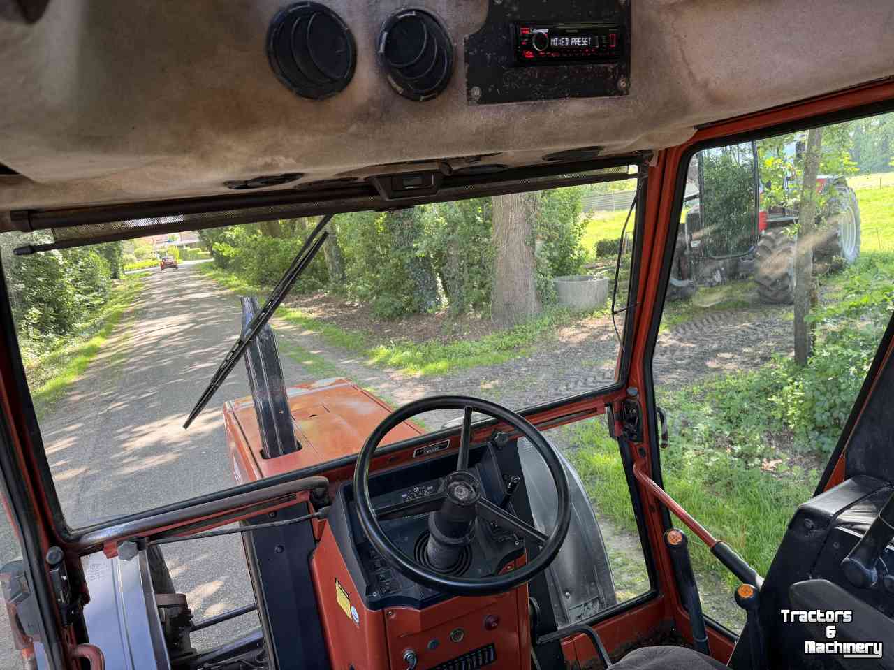 Tractor New Holland 110-90