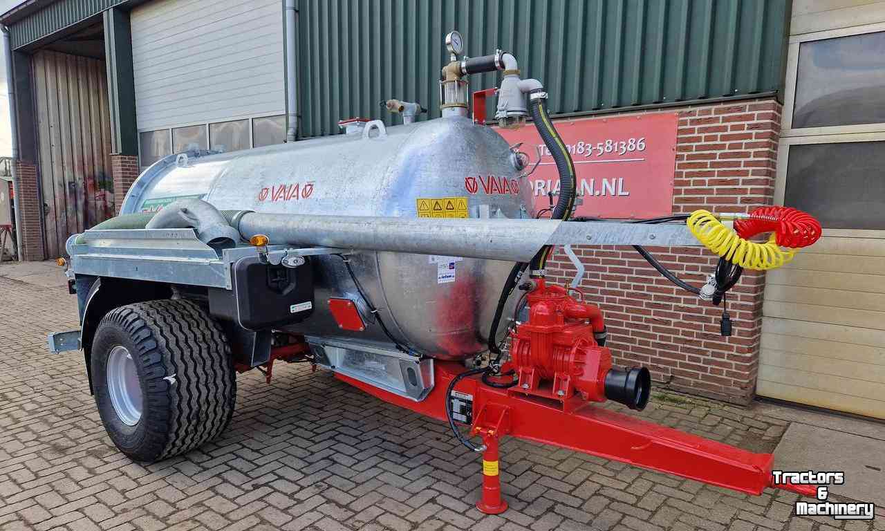 Water bowsers Vaia MB 38 Waterwagen