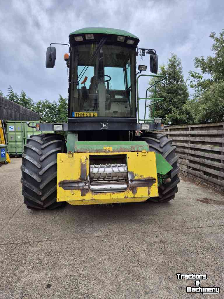 Forage-harvester John Deere 6950 met motor probleem/with Engine problem