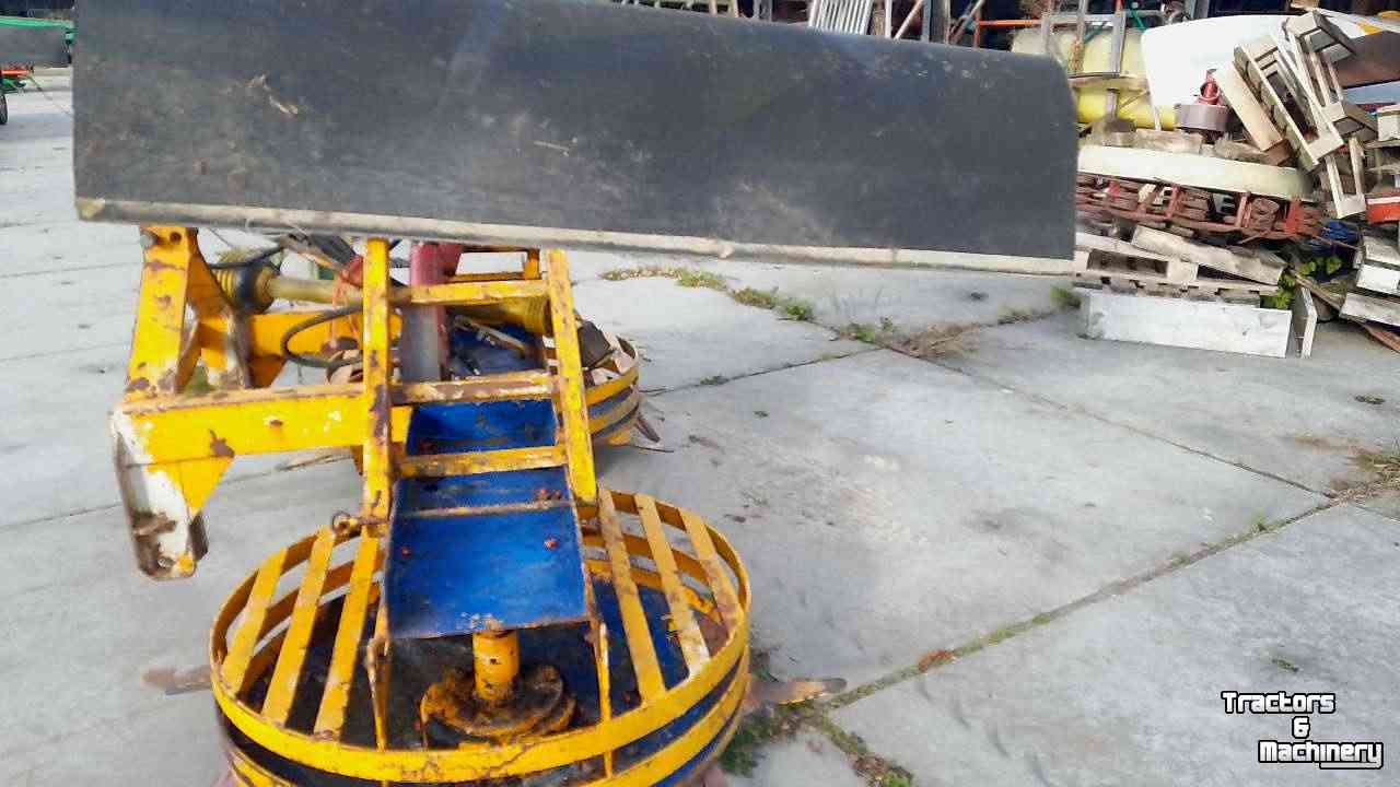 Silage spreader Veenhuis dubbele kuilverdeler