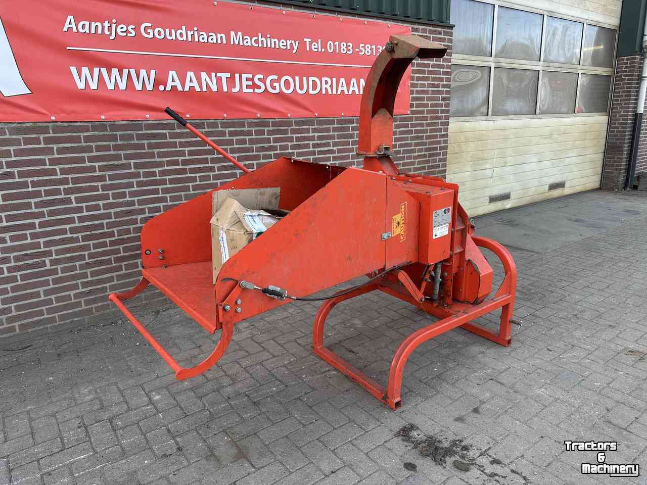 Wood shredder Boxer Houtversnipperaar WCL8 / Houthakselaar / Takkenversnipperaar