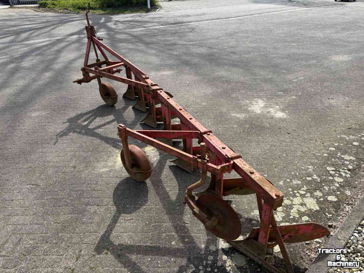 Ploughs  Stoppelploeg