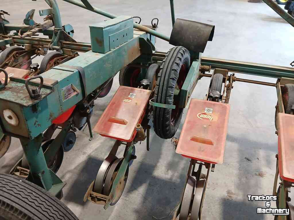 Vegetable- / Precision-seed drill Vicon 12 rijer