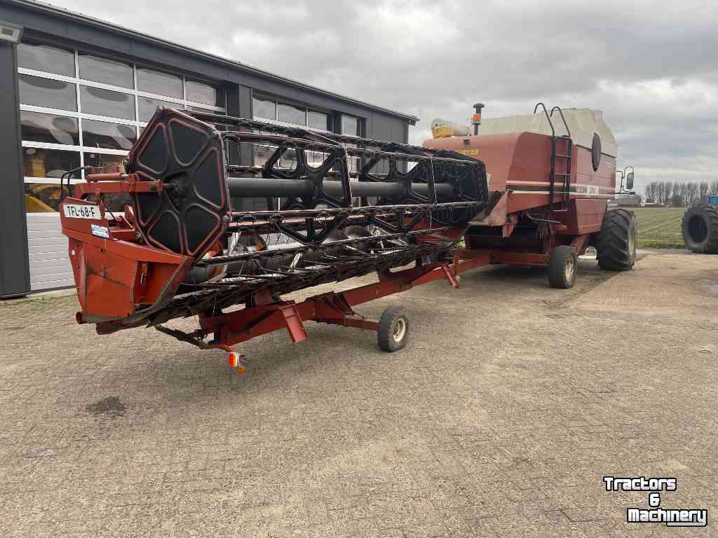 Combine Laverda Fiatagri 3850A Combine 2WD