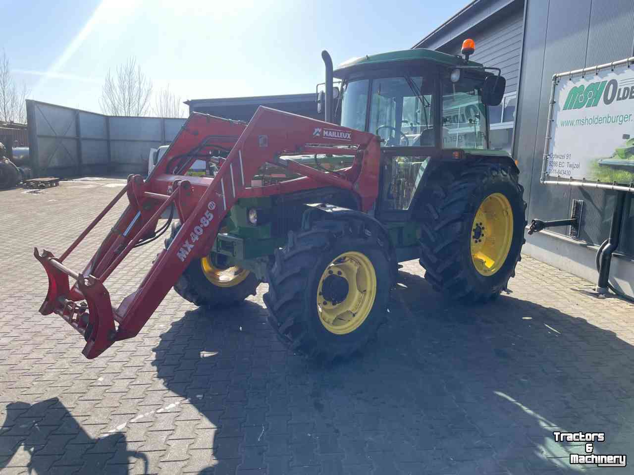 Tractor John Deere 2650 met voorlader