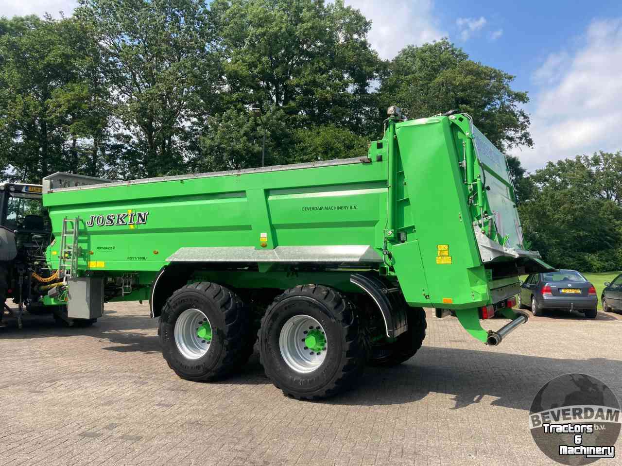 Manure spreader Joskin Ferti Space 6511/18BU