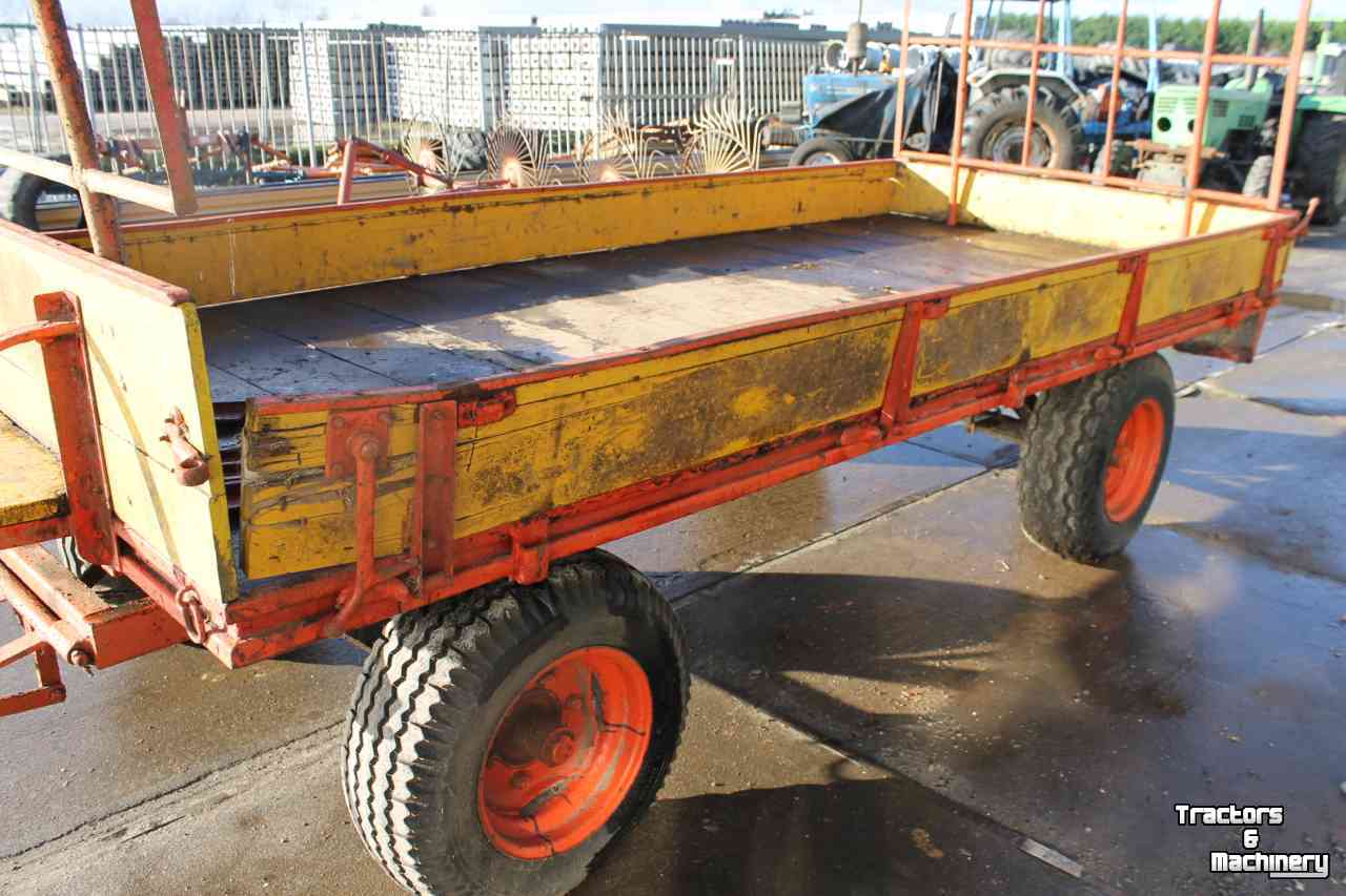 Agricultural wagon Miedema Landbouwwagen balenwagen schamelwagen aanhanger aanhangwagen