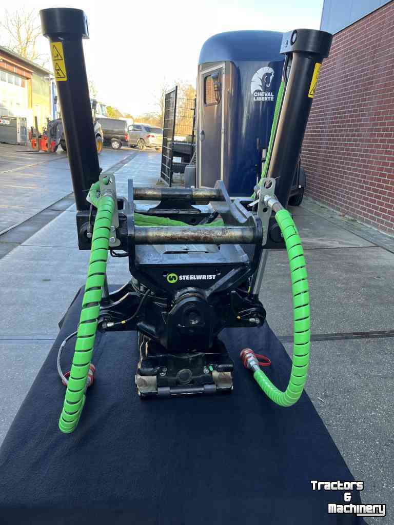Tilt couplers Steelwrist Draai kantel systeem X12