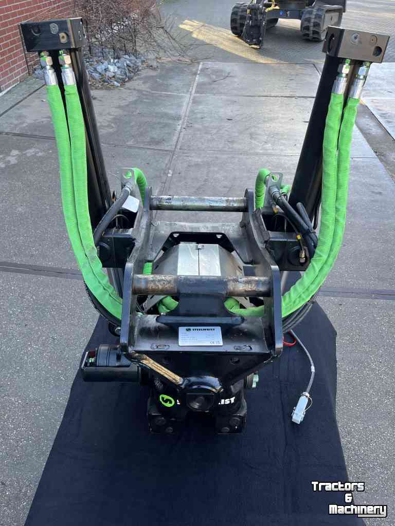 Tilt couplers Steelwrist Draai kantel systeem X12