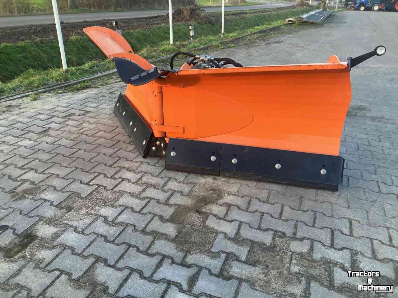 Snow Removal Equipment Pronar PUV2600 sneeuwschaaf