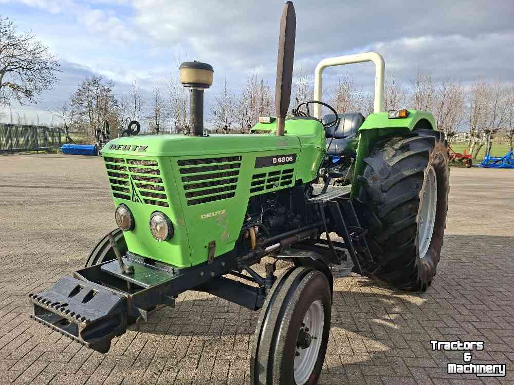 Tractor Deutz D6806