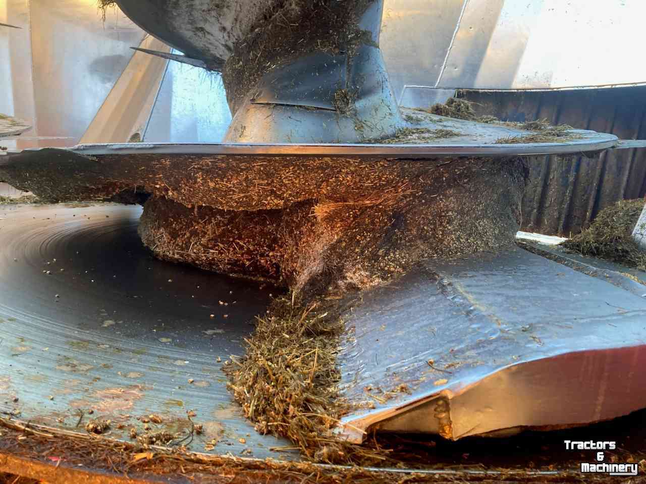 Self-propelled feed mixer Siloking Selfline 3024