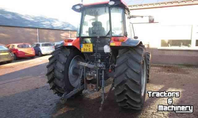 Tractor Kubota M 8560 Tractor