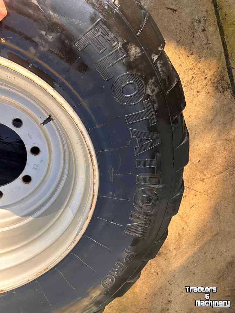 Wheels, Tyres, Rims & Dual spacers Vredestein 620/50R22.5 Flotation Pro 75%