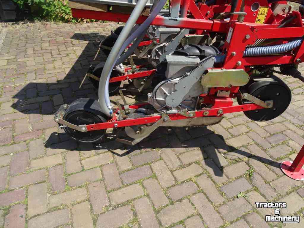 Vegetable- / Precision-seed drill Agricola Italiana Wortelzaaier / Wortel zaaimachine