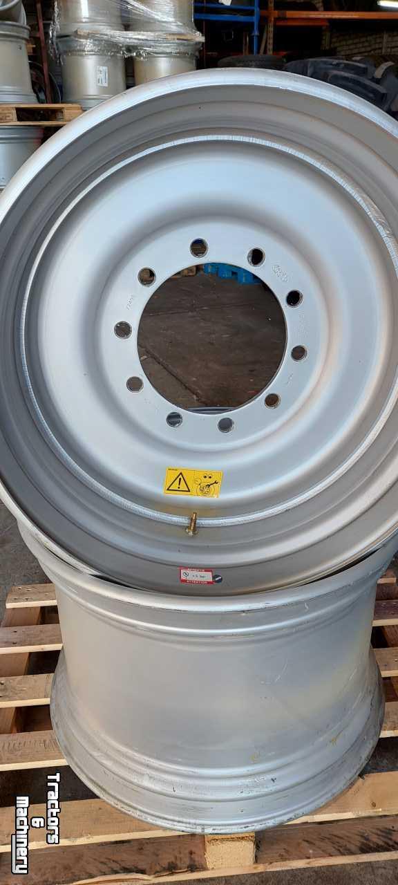 Wheels, Tyres, Rims & Dual spacers  20,00-30,5 ET 0 GKN