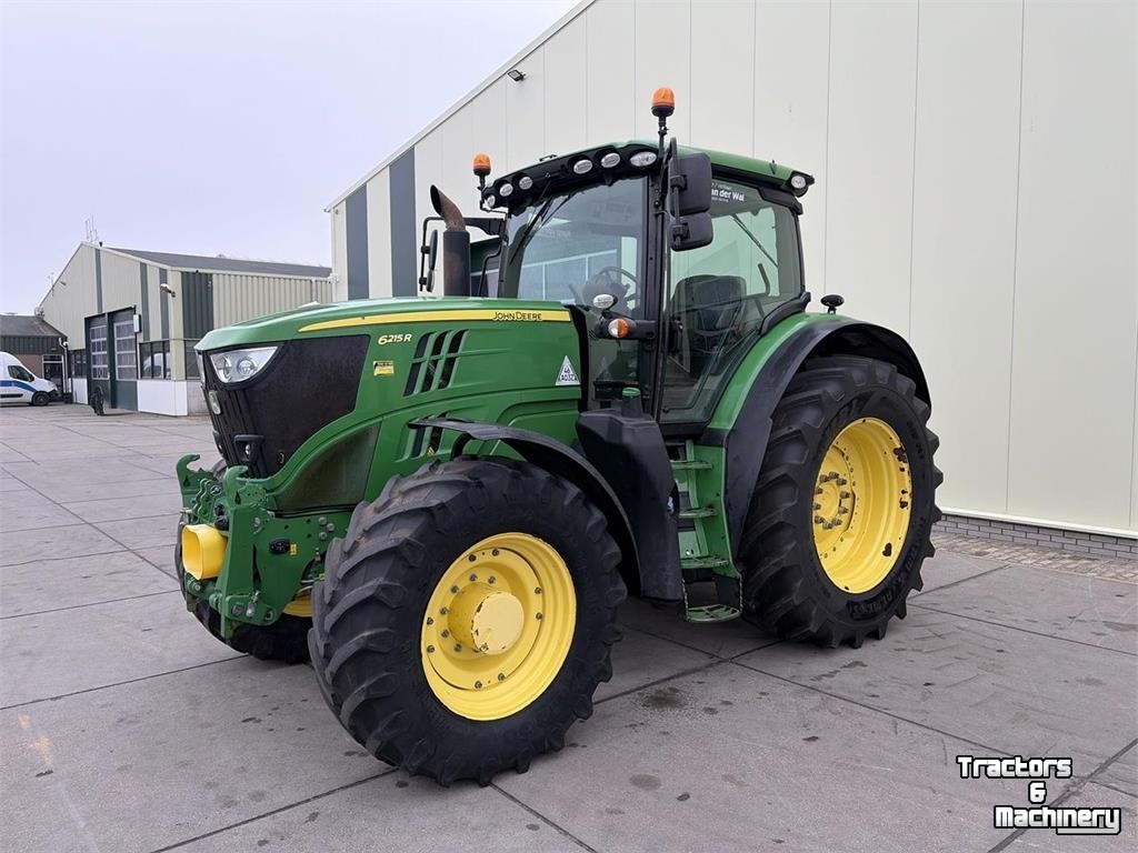 Tractor John Deere 6215R