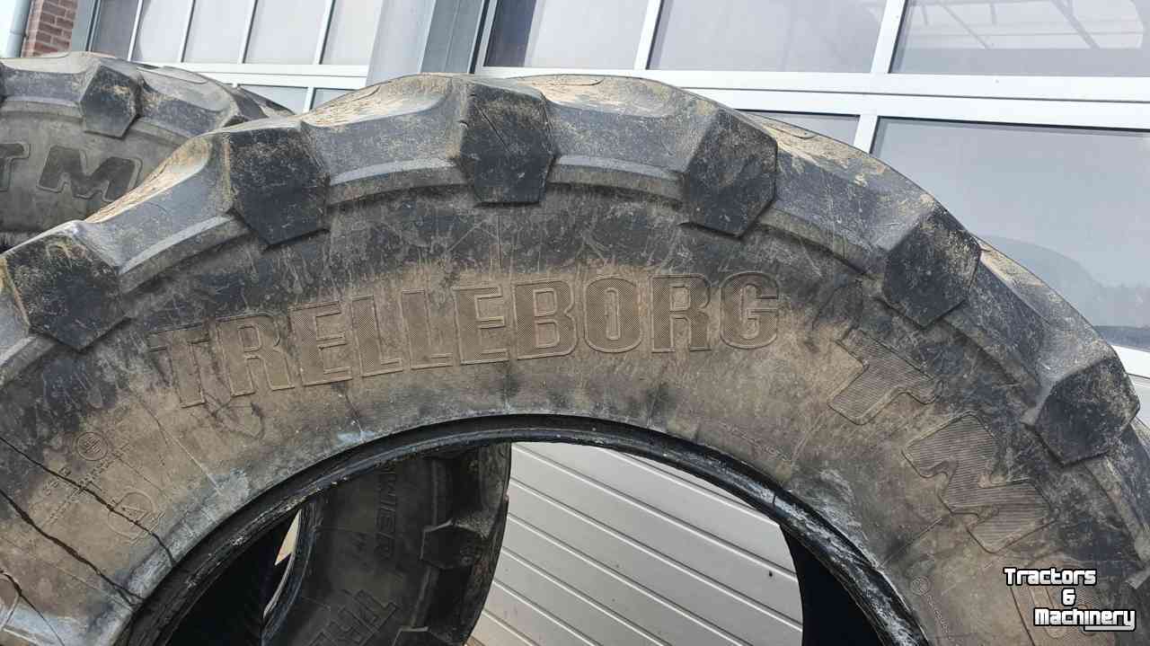 Wheels, Tyres, Rims & Dual spacers Trelleborg 650/75 R 38