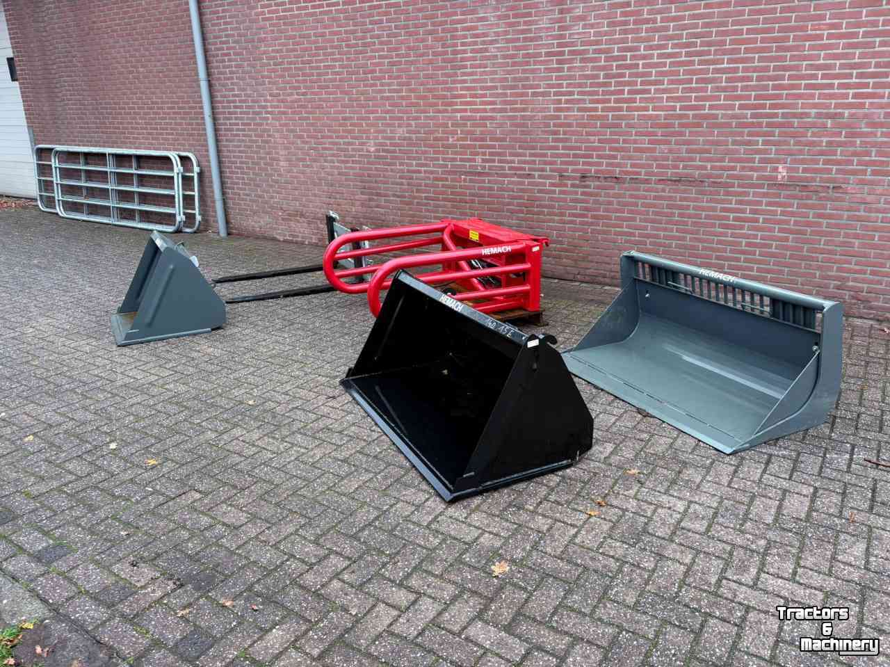 Excavator buckets Hemach Diverse aanbouwdelen te koop!