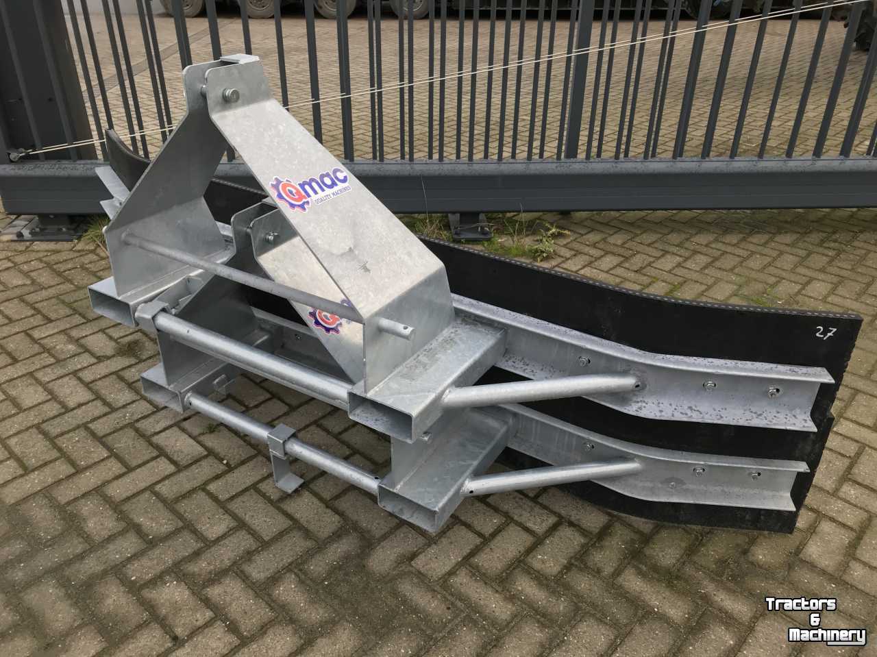 Other equipment for road, roadside and ditch maintenance Qmac Schuif