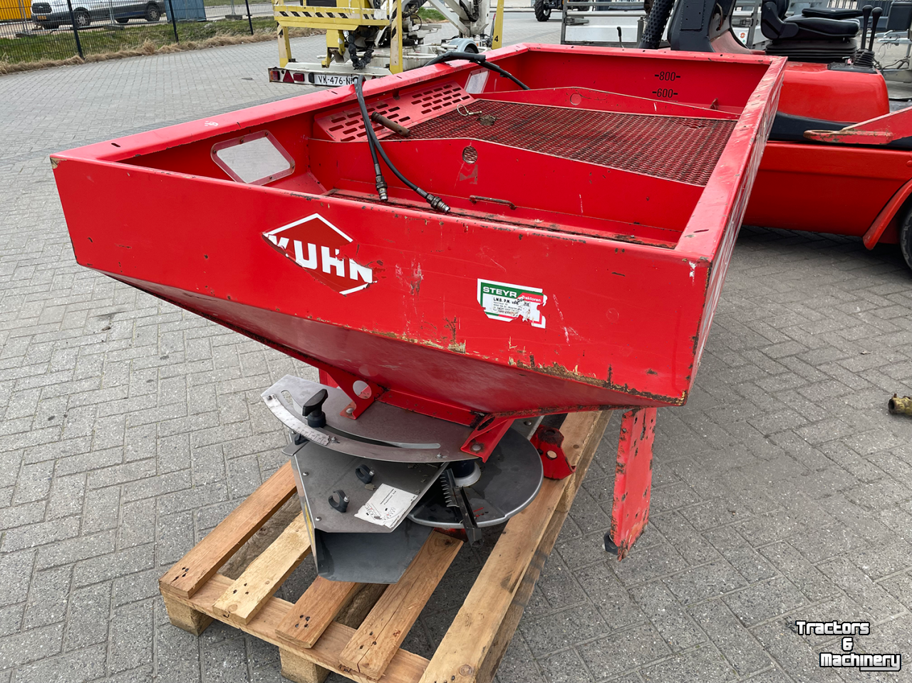 Fertilizer spreader Rauch Alpha 1141